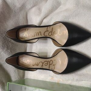 Sam Edelman black leather pump